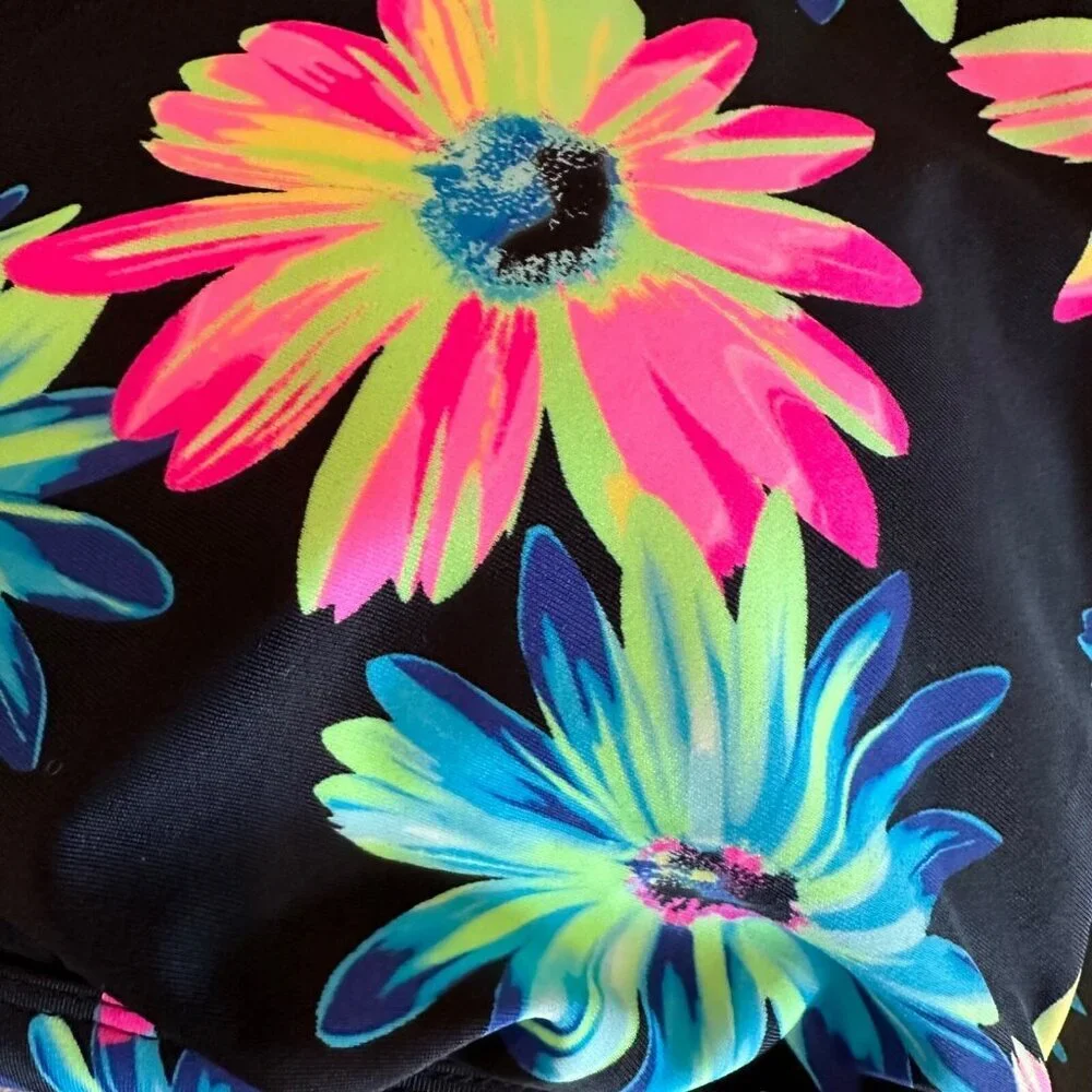 California Waves Womens Size 16/18 Gerber Daisy High Waist Bikini‎ Bottoms NWT